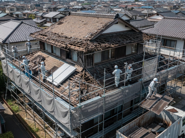 足場代を節約する同時工事の検討