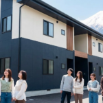 【プロが解説】御殿場市のアパートの塗装は学生向けデザインで満室へ